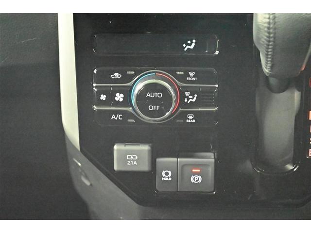 ルーミー カスタムG アイドリング 両側電動SD LEDヘット バックビューモニター 衝突回避ブレーキ 地デジ スマートキー メモリナビ クルーズコントロール 点検記録簿 DVD ETC 1オーナー オートエアコン ABS(7枚目)