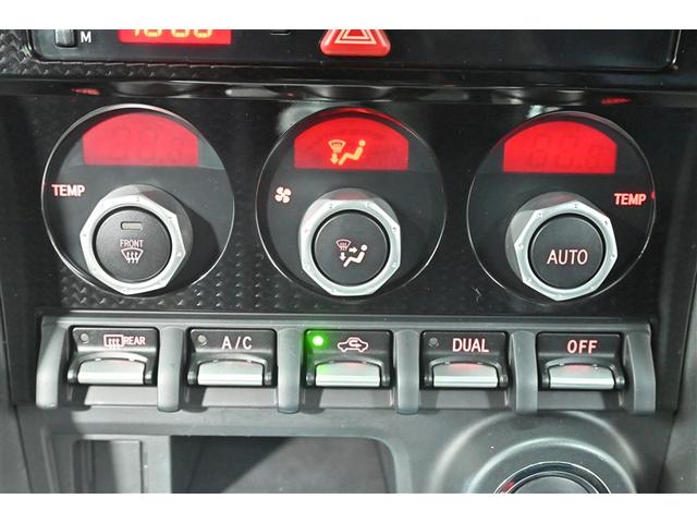 ８６ ＧＴ　ワンセグテレビ　スマキー　ナビ・テレビ　ＰＳ　リアカメラ　前席パワーウィンドウ　キーレスアクセス　オートクルーズ　ハーフレザー　イモビライザー　ＡＣ　ＥＳＣ　カーテンエアバッグ　ＬＥＤヘッドライト（8枚目）