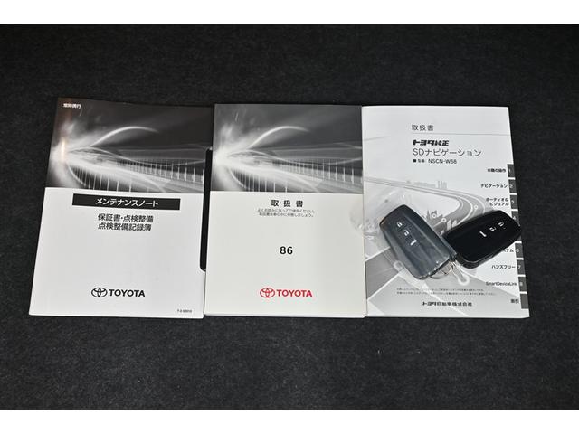 ８６ ＧＴ　ワンセグテレビ　スマキー　ナビ・テレビ　ＰＳ　リアカメラ　前席パワーウィンドウ　キーレスアクセス　オートクルーズ　ハーフレザー　イモビライザー　ＡＣ　ＥＳＣ　カーテンエアバッグ　ＬＥＤヘッドライト（17枚目）