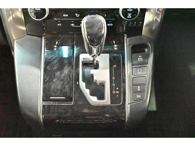 アルファード ２．５Ｓ　タイプゴールド　両自動ドア　Ｒカメラ　クルーズＣ　ナビＴＶ　横滑り防止装置　ＥＴＣ車載器　プリクラッシュセーフティ　助手席エアバッグ　盗難防止装置　ＤＶＤ　キーフリー　フルオートエアコン　ＬＥＤライト　ＡＢＳ　ＡＷ（7枚目）