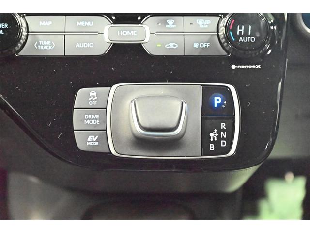 アクア Ｚ　エアバック　ＡＡＣ　ＤＶＤ再生機能　ＬＥＤライト　ドラレコ付き　ＡＣ１００Ｖ　助手席エアバック　フルセグテレビ　ＶＳＣ　パワーウィンドウ　メディアプレイヤー接続　整備記録簿　盗難防止システム　ＥＴＣ（7枚目）