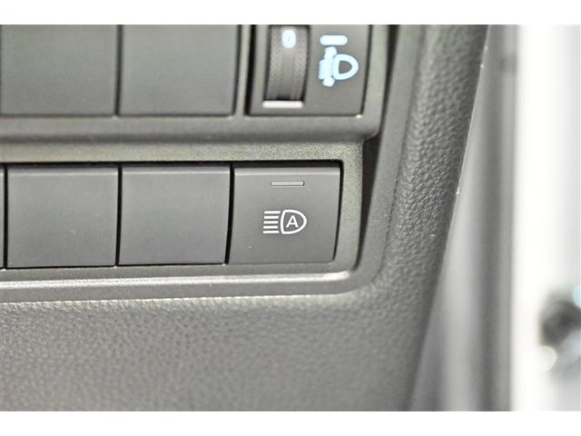 �I�[�g�}�`�b�N�n�C�r�[���Ƃ́A��s�Ԃ�Ό��Ԃ̃��C�g��F�����A�n�C�r�[���ƃ��[�r�[���������Ő؂�ւ���@�\�ł��B�铹�̎��E���m�ۂ��܂��B�ڍׂ͔̔��X�X�^�b�t�܂ł������˂��������B