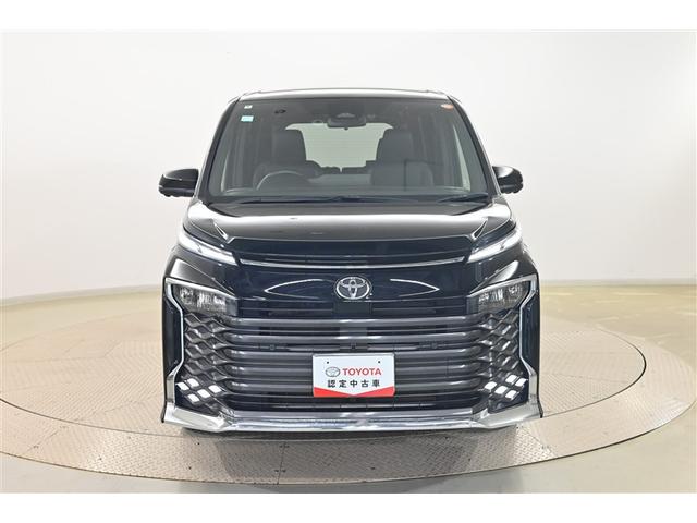 ヴォクシー Ｓ－Ｚ　フルオートエアコン　Ｒカメラ　デュアルエアコン　ＥＴＣ車載器　パワーウインドウ　盗難防止装置　アルミ　横滑り防止装置　ＬＥＤライト　メモリナビ　キーフリー　ＡＢＳ　記録簿　サイドエアバック　ナビＴＶ（2枚目）