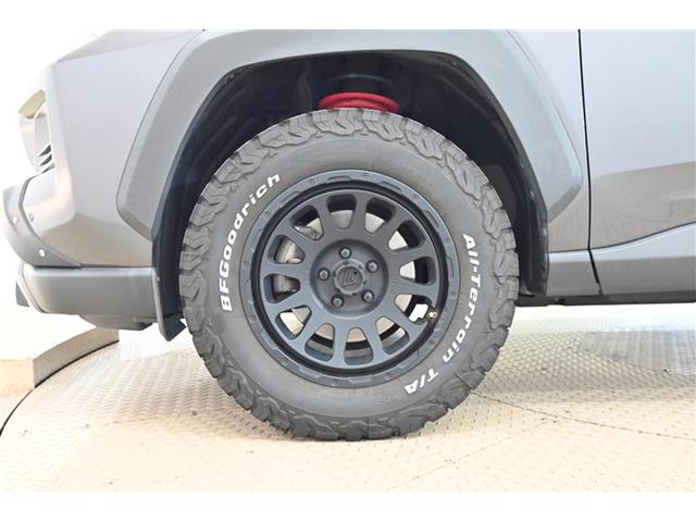 ＲＡＶ４ アドベンチャー　オフロードパッケージ　パワーウインドウ　ＡＡＣ　アルミホイール　記録簿付　キーフリー　ＬＥＤランプ　クルコン　スマートキ　メモリナビ　運転席パワーシート　ＤＶＤ再生　地デジ　横滑り防止装置　ＡＢＳ　盗難防止装置　ＰＳ（16枚目）