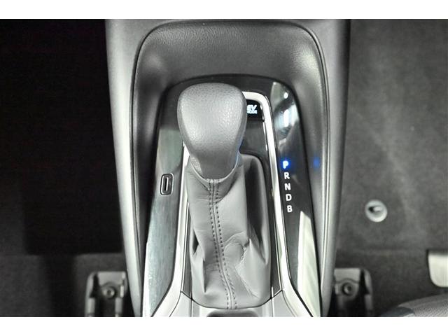 カローラツーリング ハイブリッド　Ｇ－Ｘ　プラス　バックモニター　衝突軽減ブレーキ　ＬＥＤヘッドライト　ナビ　クルーズコントロール　４ＷＤ　ＥＴＣ（7枚目）