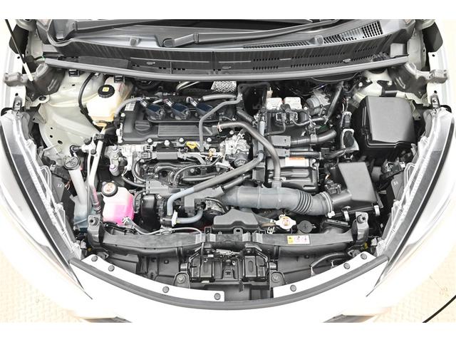 アクア Ｇ　衝突被害軽減装置　ＬＥＤヘッド　Ｂモニター　記録簿　オートエアコン　クルーズコントロール　ナビ　ＡＷ　盗難防止システム　横滑り防止装置　ＥＴＣ　スマートキー　キーレス　４ＷＤ　エアバッグ　ドラレコ（14枚目）