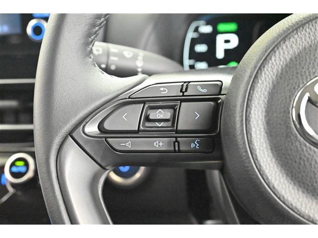 アクア Ｇ　衝突被害軽減装置　ＬＥＤヘッド　Ｂモニター　記録簿　オートエアコン　クルーズコントロール　ナビ　ＡＷ　盗難防止システム　横滑り防止装置　ＥＴＣ　スマートキー　キーレス　４ＷＤ　エアバッグ　ドラレコ（17枚目）