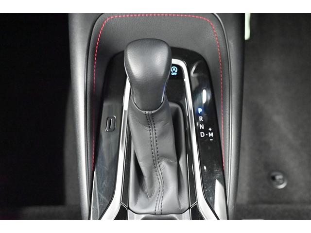 カローラスポーツ Ｇ　Ｚ　Ｂモニター　オートエアコン　エアバッグ　アルミホイール　ＡＢＳ　ナビ＆ＴＶ　キーレス　スマートキー　イモビライザー　ＥＴＣ　フルセグＴＶ　プリクラッシュセーフティ　４ＷＤ　横滑り防止機能　メモリーナビ（7枚目）