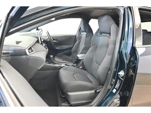 カローラスポーツ Ｇ　Ｚ　Ｂモニター　オートエアコン　エアバッグ　アルミホイール　ＡＢＳ　ナビ＆ＴＶ　キーレス　スマートキー　イモビライザー　ＥＴＣ　フルセグＴＶ　プリクラッシュセーフティ　４ＷＤ　横滑り防止機能　メモリーナビ（12枚目）