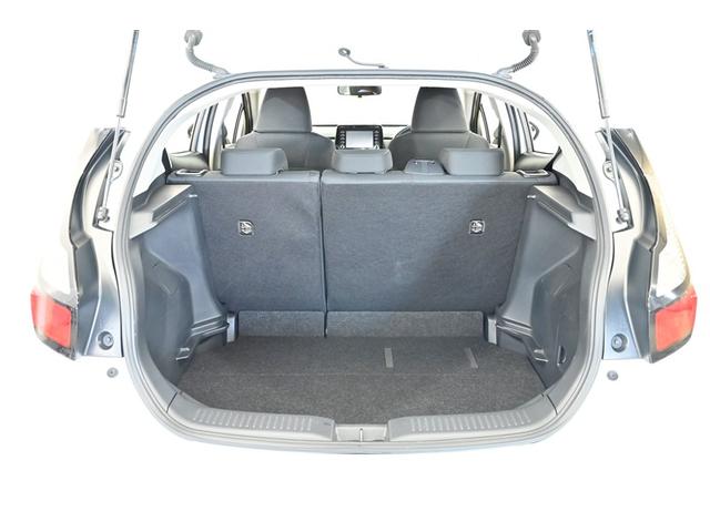 アクア G ワンオーナ VSC アルミ 衝突軽減ブレーキ バックモニター LED クルーズコントロール スマートキー AC100V フルセグTV パワーウィンドウ イモビライザー サイドエアバック オートエアコン(13枚目)