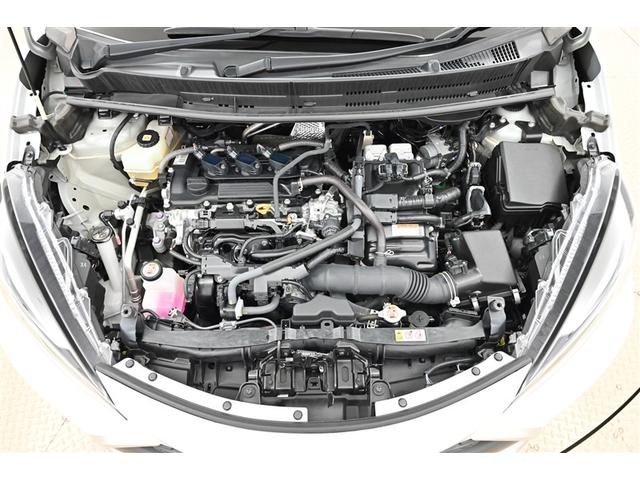 アクア G ワンオーナ VSC アルミ 衝突軽減ブレーキ バックモニター LED クルーズコントロール スマートキー AC100V フルセグTV パワーウィンドウ イモビライザー サイドエアバック オートエアコン(14枚目)