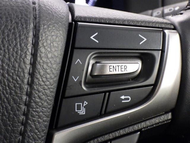 クラウン ロイヤルサルーン　衝突被害軽減システム　メモリーナビ　フルセグ　バックカメラ　ＥＴＣ　ドラレコ　ＣＤ　ミュージックプレイヤー接続可　ＤＶＤ再生　電動シート　オートクルーズコントロール　ＬＥＤヘッドランプ　スマートキー（17枚目）