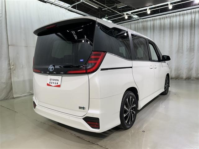 ノア ハイブリッドＳ－Ｚ　衝突被害軽減システム　フルセグ　バックカメラ　ＥＴＣ　ＣＤ　ミュージックプレイヤー接続可　ＤＶＤ再生　後席モニター　オートクルーズコントロール　ＬＥＤヘッドランプ　両側電動スライド　乗車定員７人（6枚目）