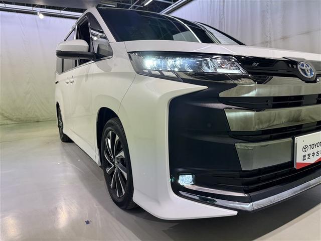 ノア ハイブリッドＳ－Ｚ　衝突被害軽減システム　フルセグ　バックカメラ　ＥＴＣ　ＣＤ　ミュージックプレイヤー接続可　ＤＶＤ再生　後席モニター　オートクルーズコントロール　ＬＥＤヘッドランプ　両側電動スライド　乗車定員７人（7枚目）