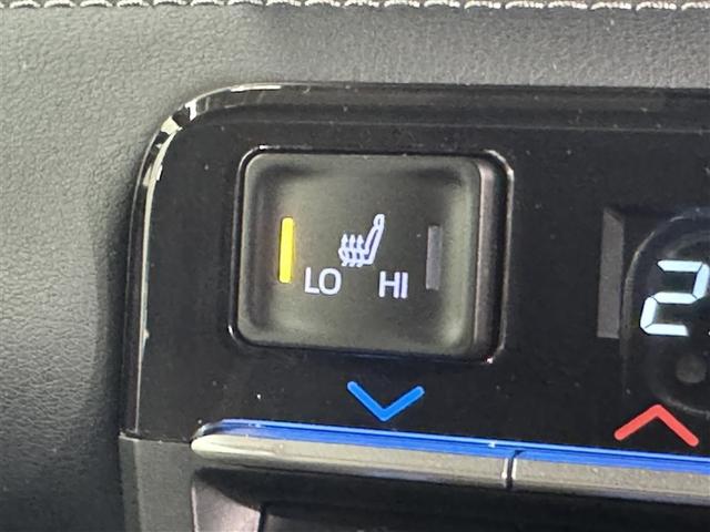 ノア ハイブリッドＳ－Ｚ　衝突被害軽減システム　フルセグ　バックカメラ　ＥＴＣ　ＣＤ　ミュージックプレイヤー接続可　ＤＶＤ再生　後席モニター　オートクルーズコントロール　ＬＥＤヘッドランプ　両側電動スライド　乗車定員７人（18枚目）