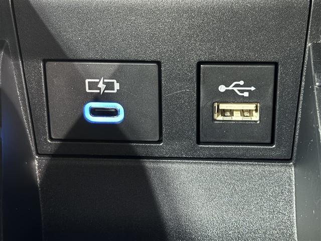 ノア ハイブリッドＳ－Ｚ　衝突被害軽減システム　フルセグ　バックカメラ　ＥＴＣ　ＣＤ　ミュージックプレイヤー接続可　ＤＶＤ再生　後席モニター　オートクルーズコントロール　ＬＥＤヘッドランプ　両側電動スライド　乗車定員７人（20枚目）