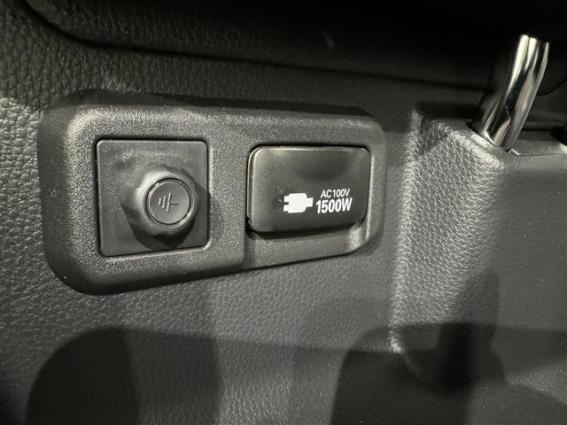 ノア ハイブリッドＳ－Ｚ　衝突被害軽減システム　フルセグ　バックカメラ　ＥＴＣ　ＣＤ　ミュージックプレイヤー接続可　ＤＶＤ再生　後席モニター　オートクルーズコントロール　ＬＥＤヘッドランプ　両側電動スライド　乗車定員７人（36枚目）