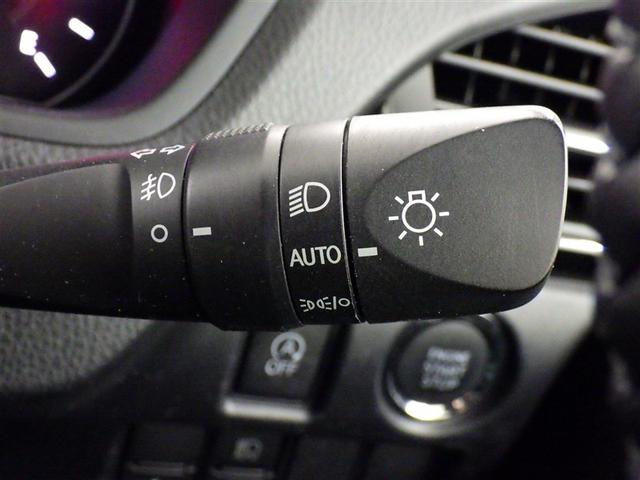 ノア Ｓｉ　ダブルバイビーＩＩＩ　衝突被害軽減システム　メモリーナビ　フルセグ　バックカメラ　ＥＴＣ　ドラレコ　ＣＤ　ＤＶＤ再生　後席モニター　オートクルーズコントロール　ＬＥＤヘッドランプ　両側電動スライド　乗車定員７人　３列シート（21枚目）