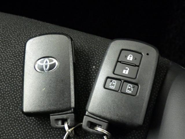 ノア Ｓｉ　ダブルバイビーＩＩＩ　衝突被害軽減システム　メモリーナビ　フルセグ　バックカメラ　ＥＴＣ　ドラレコ　ＣＤ　ＤＶＤ再生　後席モニター　オートクルーズコントロール　ＬＥＤヘッドランプ　両側電動スライド　乗車定員７人　３列シート（26枚目）