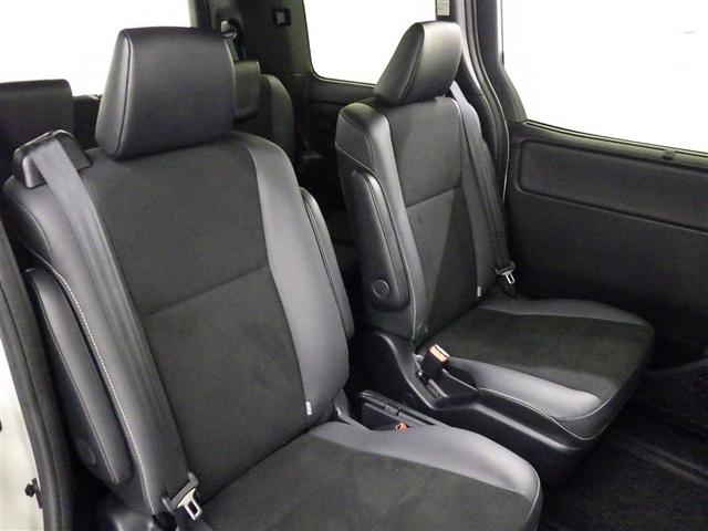 ノア Ｓｉ　ダブルバイビーＩＩＩ　衝突被害軽減システム　メモリーナビ　フルセグ　バックカメラ　ＥＴＣ　ドラレコ　ＣＤ　ＤＶＤ再生　後席モニター　オートクルーズコントロール　ＬＥＤヘッドランプ　両側電動スライド　乗車定員７人　３列シート（28枚目）