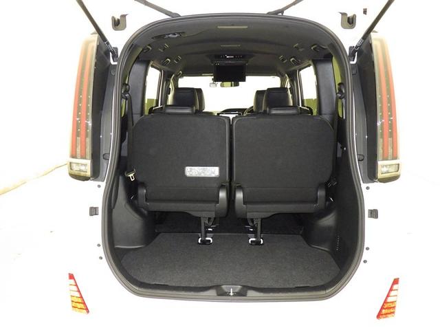 ノア Ｓｉ　ダブルバイビーＩＩＩ　衝突被害軽減システム　メモリーナビ　フルセグ　バックカメラ　ＥＴＣ　ドラレコ　ＣＤ　ＤＶＤ再生　後席モニター　オートクルーズコントロール　ＬＥＤヘッドランプ　両側電動スライド　乗車定員７人　３列シート（30枚目）