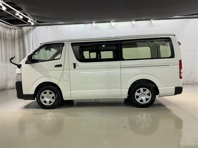 ハイエースバン ロングＤＸ　衝突被害軽減システム　メモリーナビ　フルセグ　バックカメラ　ＥＴＣ　ドラレコ　ＣＤ　ミュージックプレイヤー接続可　ＤＶＤ再生　ＬＥＤヘッドランプ　乗車定員６人　キーレス（4枚目）