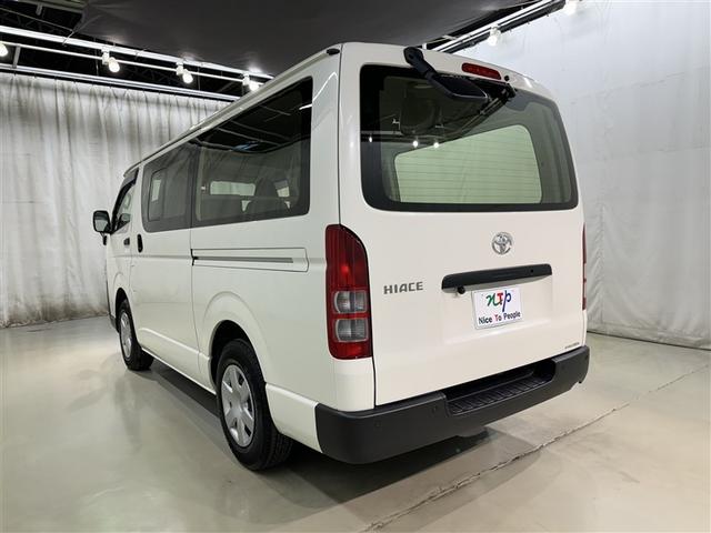 ハイエースバン ロングＤＸ　衝突被害軽減システム　メモリーナビ　フルセグ　バックカメラ　ＥＴＣ　ドラレコ　ＣＤ　ミュージックプレイヤー接続可　ＤＶＤ再生　ＬＥＤヘッドランプ　乗車定員６人　キーレス（5枚目）