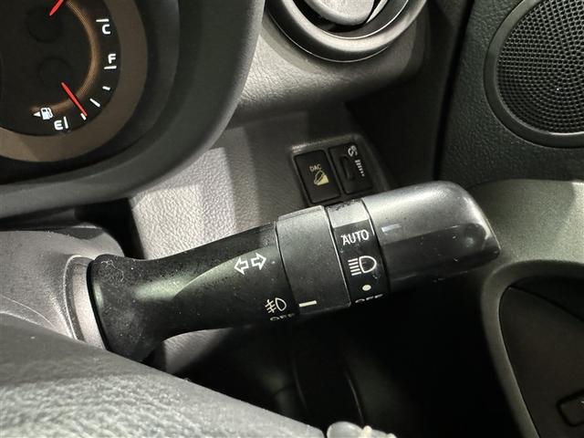 ヴァンガード ２４０Ｓ　ＨＤＤナビ　バックカメラ　ＥＴＣ　ＣＤ　ミュージックプレイヤー接続可　ＤＶＤ再生　オートクルーズコントロール　ＨＩＤヘッドライト　スマートキー　キーレス（18枚目）