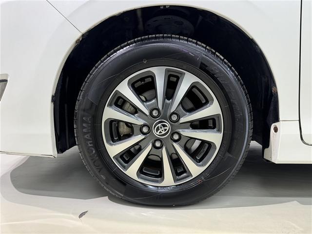 エスクァイア ハイブリッドＧｉプレミアムパッケジブラックテーラード　衝突被害軽減システム　メモリーナビ　フルセグ　バックカメラ　ＥＴＣ　ドラレコ　ＣＤ　ミュージックプレイヤー接続可　ＤＶＤ再生　オートクルーズコントロール　ＬＥＤヘッドランプ　両側電動スライド　キーレス（33枚目）