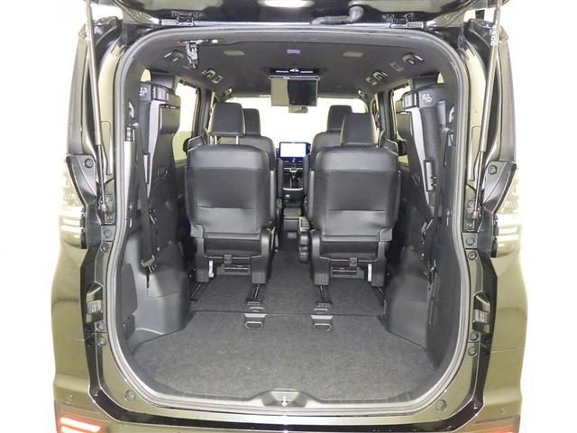 ヴォクシー Ｓ－Ｚ　衝突被害軽減システム　フルセグ　バックカメラ　ＥＴＣ　ＣＤ　ミュージックプレイヤー接続可　ＤＶＤ再生　後席モニター　オートクルーズコントロール　ＬＥＤヘッドランプ　両側電動スライド　乗車定員７人（29枚目）