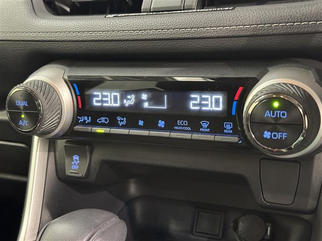 ＲＡＶ４ ハイブリッドＸ　衝突被害軽減システム　メモリーナビ　ワンセグ　バックカメラ　ＥＴＣ　ＣＤ　ミュージックプレイヤー接続可　オートクルーズコントロール　ＬＥＤヘッドランプ　スマートキー　キーレス　４ＷＤ　ハイブリッド（14枚目）