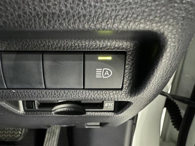 ＲＡＶ４ ハイブリッドＸ　衝突被害軽減システム　メモリーナビ　ワンセグ　バックカメラ　ＥＴＣ　ＣＤ　ミュージックプレイヤー接続可　オートクルーズコントロール　ＬＥＤヘッドランプ　スマートキー　キーレス　４ＷＤ　ハイブリッド（21枚目）