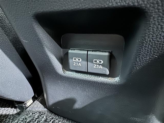 ＲＡＶ４ ハイブリッドＸ　衝突被害軽減システム　メモリーナビ　ワンセグ　バックカメラ　ＥＴＣ　ＣＤ　ミュージックプレイヤー接続可　オートクルーズコントロール　ＬＥＤヘッドランプ　スマートキー　キーレス　４ＷＤ　ハイブリッド（28枚目）