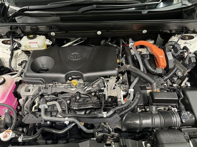 ＲＡＶ４ ハイブリッドＸ　衝突被害軽減システム　メモリーナビ　ワンセグ　バックカメラ　ＥＴＣ　ＣＤ　ミュージックプレイヤー接続可　オートクルーズコントロール　ＬＥＤヘッドランプ　スマートキー　キーレス　４ＷＤ　ハイブリッド（32枚目）