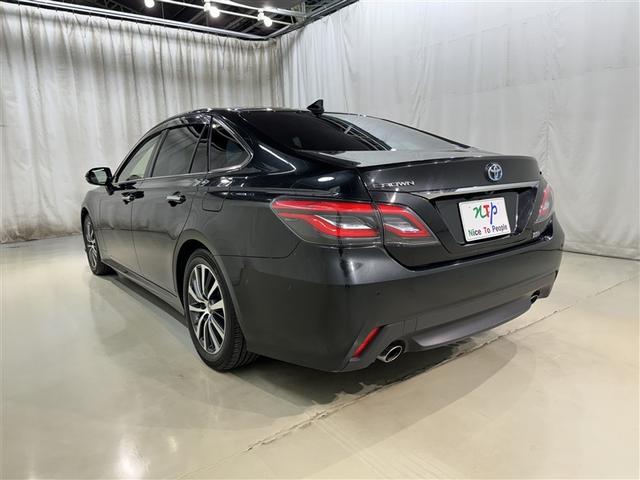 クラウンハイブリッド Ｇ　衝突被害軽減システム　メモリーナビ　フルセグ　バックカメラ　ＥＴＣ　ドラレコ　ＣＤ　ミュージックプレイヤー接続可　電動シート　オートクルーズコントロール　ＬＥＤヘッドランプ　スマートキー　キーレス（5枚目）