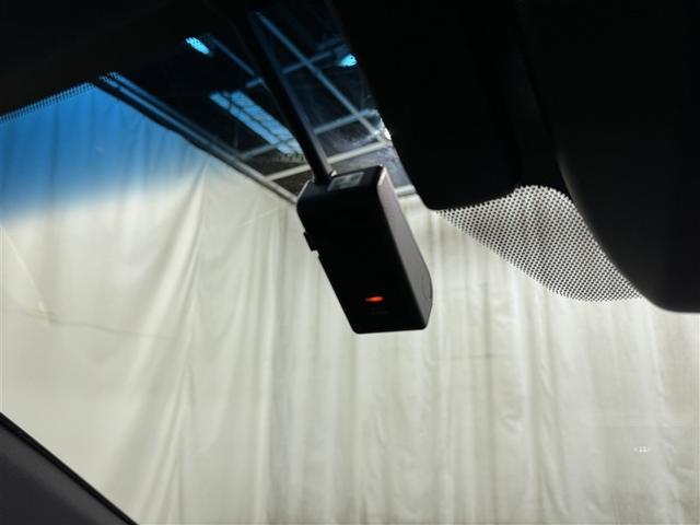 クラウンハイブリッド Ｇ　衝突被害軽減システム　メモリーナビ　フルセグ　バックカメラ　ＥＴＣ　ドラレコ　ＣＤ　ミュージックプレイヤー接続可　電動シート　オートクルーズコントロール　ＬＥＤヘッドランプ　スマートキー　キーレス（26枚目）