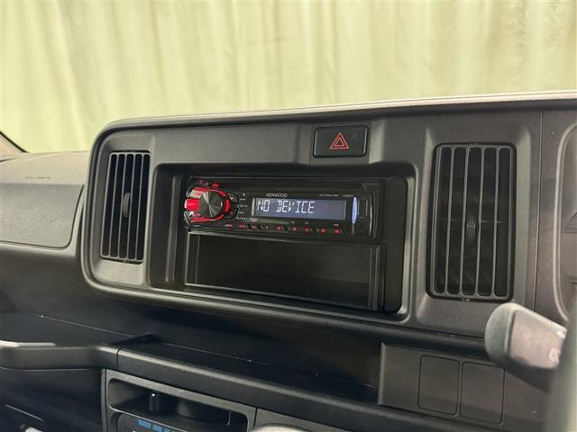 ハイゼットカーゴ クルーズＳＡＩＩＩ　衝突被害軽減システム　ＣＤ　ＬＥＤヘッドランプ　キーレス　アイドリングストップ（9枚目）