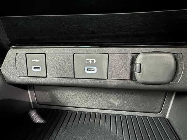 プリウス Z 衝突被害軽減システム フルセグ バックカメラ ETC ドラレコ ミュージックプレイヤー接続可 電動シート オートクルーズコントロール LEDヘッドランプ スマートキー キーレス ハイブリッド(18枚目)