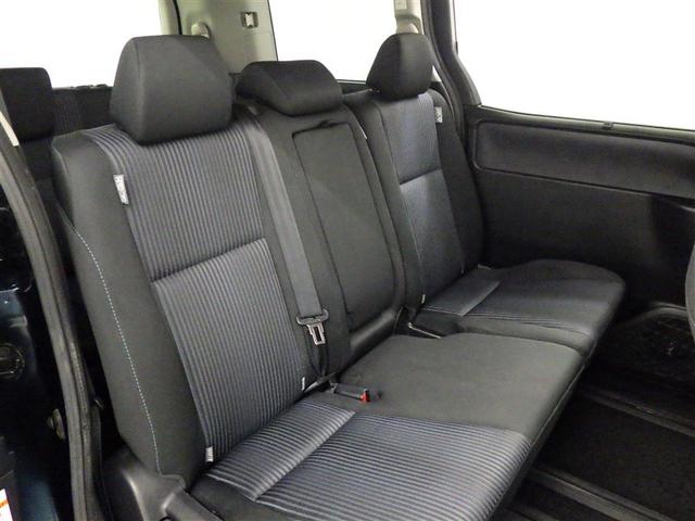 ヴォクシー ＺＳ　煌　メモリーナビ　フルセグ　バックカメラ　ＥＴＣ　ＣＤ　ミュージックプレイヤー接続可　ＤＶＤ再生　後席モニター　ＬＥＤヘッドランプ　両側電動スライド　乗車定員８人　３列シート　スマートキー　キーレス（24枚目）