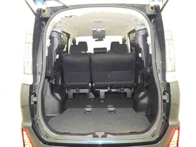 ヴォクシー ＺＳ　煌　メモリーナビ　フルセグ　バックカメラ　ＥＴＣ　ＣＤ　ミュージックプレイヤー接続可　ＤＶＤ再生　後席モニター　ＬＥＤヘッドランプ　両側電動スライド　乗車定員８人　３列シート　スマートキー　キーレス（27枚目）