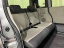 後部座席も当然、綺麗・清潔に仕上げております。内装の綺麗なお車は気持ちが良いですし、コンディションのいい車が多いです。