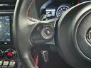 ステアリングスイッチ装備！運転しながら手元でオーディオの操作などができます。