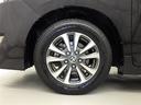 純正アルミホイールが車の雰囲気を引き立てますね!