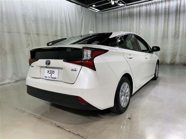 プリウス S 衝突被害軽減システム メモリーナビ ワンセグ バックカメラ ETC CD ミュージックプレイヤー接続可 オートクルーズコントロール LEDヘッドランプ スマートキー キーレス ハイブリッド(6枚目)