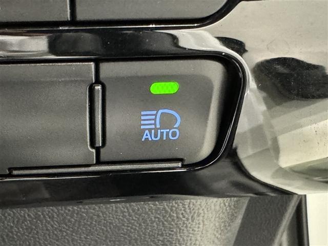 プリウス S 衝突被害軽減システム メモリーナビ ワンセグ バックカメラ ETC CD ミュージックプレイヤー接続可 オートクルーズコントロール LEDヘッドランプ スマートキー キーレス ハイブリッド(19枚目)