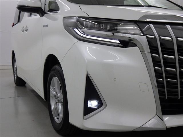 アルファードハイブリッド Ｘ　衝突被害軽減システム　メモリーナビ　フルセグ　バックカメラ　ＥＴＣ　ドラレコ　ＣＤ　ミュージックプレイヤー接続可　ＤＶＤ再生　後席モニター　オートクルーズコントロール　ＬＥＤヘッドランプ　乗車定員７人（7枚目）