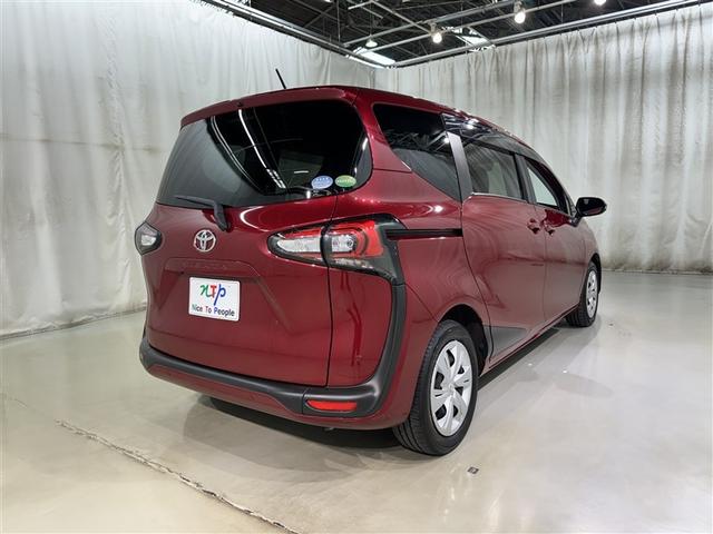 シエンタ ファンベースＧ　セーフティーエディション　衝突被害軽減システム　メモリーナビ　ワンセグ　バックカメラ　ＥＴＣ　ＣＤ　ミュージックプレイヤー接続可　ＬＥＤヘッドランプ　両側電動スライド　スマートキー　キーレス　アイドリングストップ（6枚目）