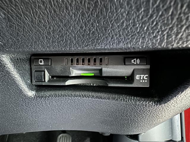 シエンタ ファンベースＧ　セーフティーエディション　衝突被害軽減システム　メモリーナビ　ワンセグ　バックカメラ　ＥＴＣ　ＣＤ　ミュージックプレイヤー接続可　ＬＥＤヘッドランプ　両側電動スライド　スマートキー　キーレス　アイドリングストップ（15枚目）