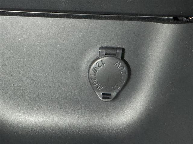 ヤリスクロス ハイブリッドG 衝突被害軽減システム メモリーナビ バックカメラ ETC ドラレコ CD ミュージックプレイヤー接続可 DVD再生 オートクルーズコントロール HIDヘッドライト スマートキー キーレス ハイブリッド(17枚目)