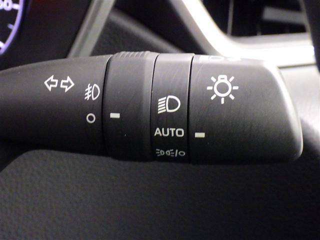 カローラ ハイブリッド　Ｇ　衝突被害軽減システム　フルセグ　バックカメラ　ＥＴＣ　ドラレコ　ミュージックプレイヤー接続可　オートクルーズコントロール　ＬＥＤヘッドランプ　スマートキー　キーレス　ハイブリッド（16枚目）